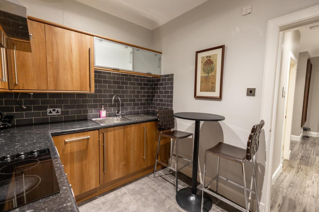 Two Bedroom Apartment Within Walking Distance To City Centre Edinburgh Eksteriør bilde